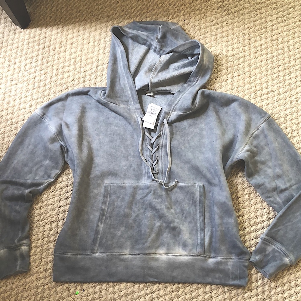 American Eagle *Brand New* lace up hoodie - small